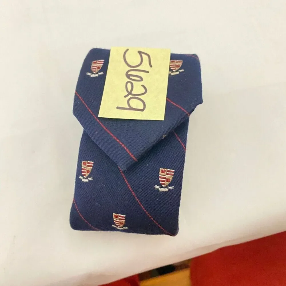 #5629 Jacobs Roberts Durlam and Durl am Blue Crest Novelty Mens Necktie, Tie